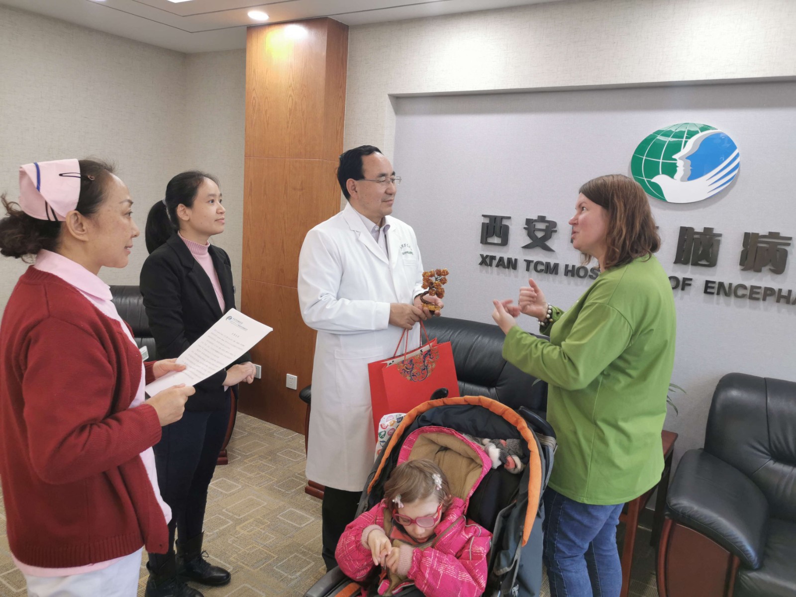 Xi'an medical staff treat us like family